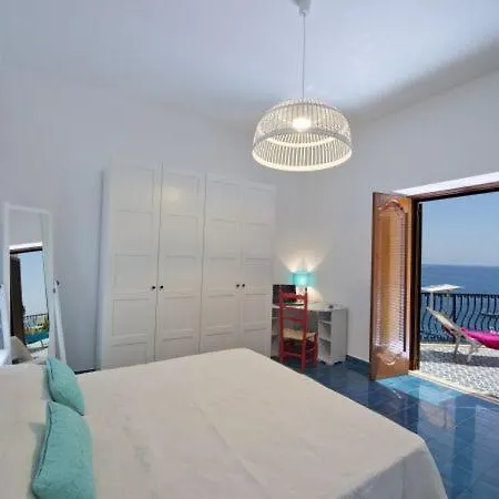 Sleeps 5 *